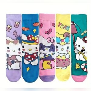 5 pair Hello Kitty crew socks